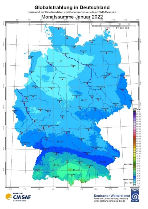 Die Grafik zeigt eine Deutschlandkarte mit farblich hervorgehobenen Strahlungswerten.